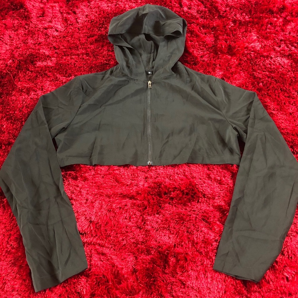 Black hooded crop zip up top/cover up